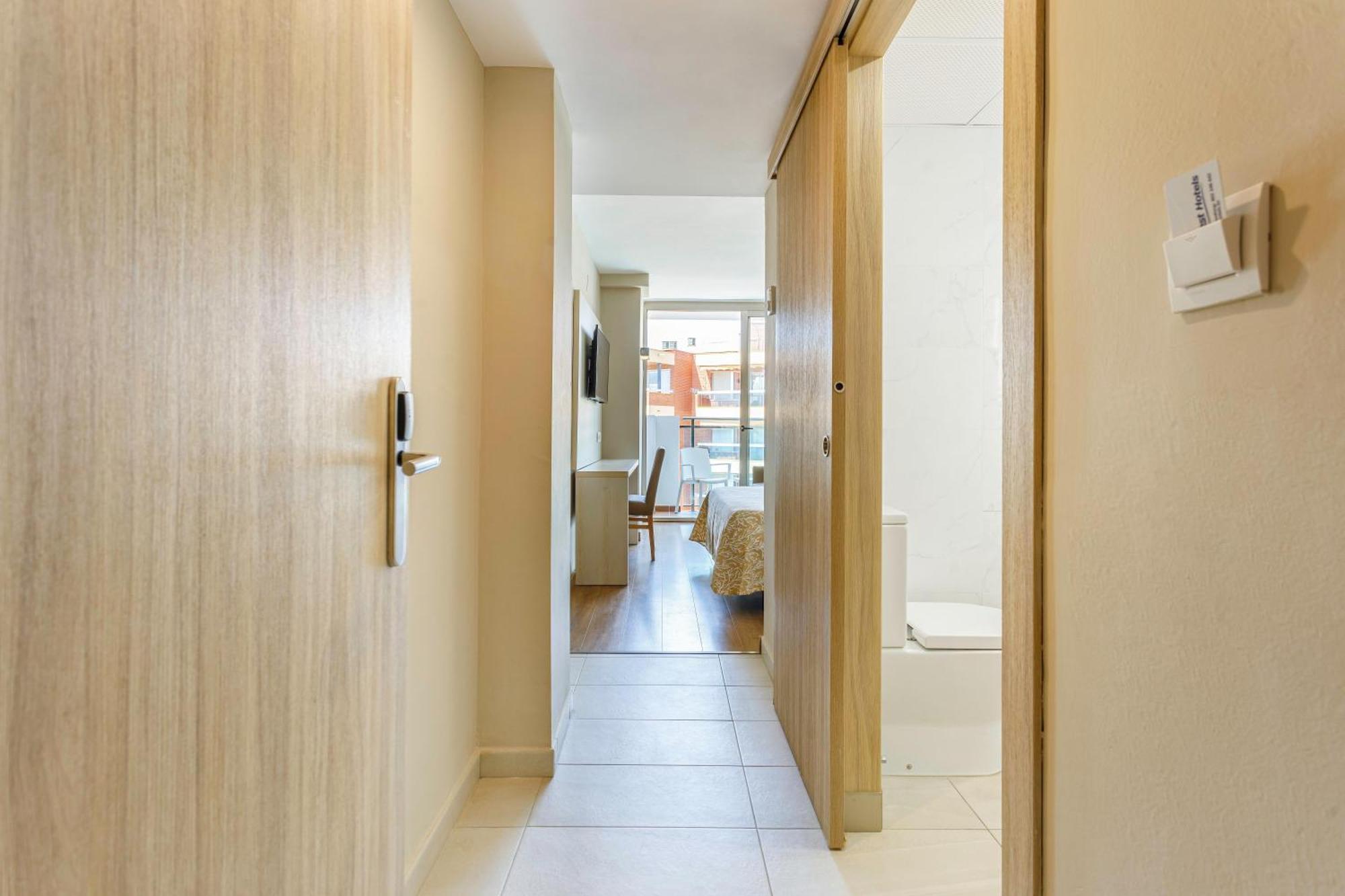 Hotel Best Maritim Cambrils Exterior photo